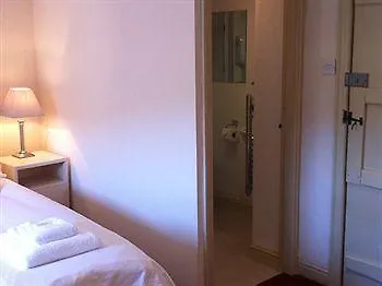 Hotel Zarina's 3*